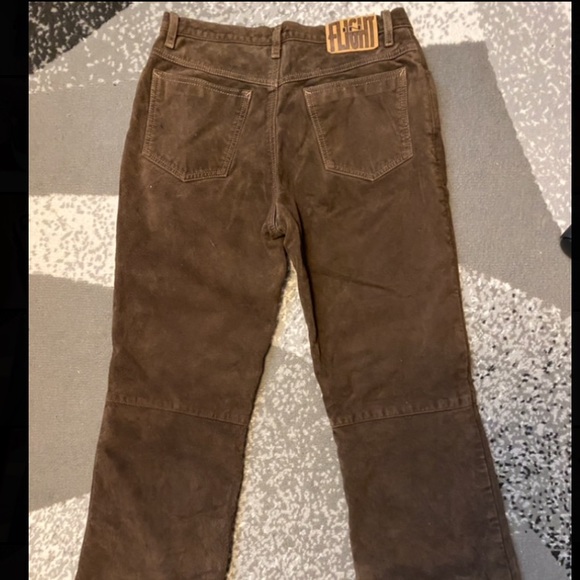 Flight by Par Pablo suede pants - Picture 3 of 3